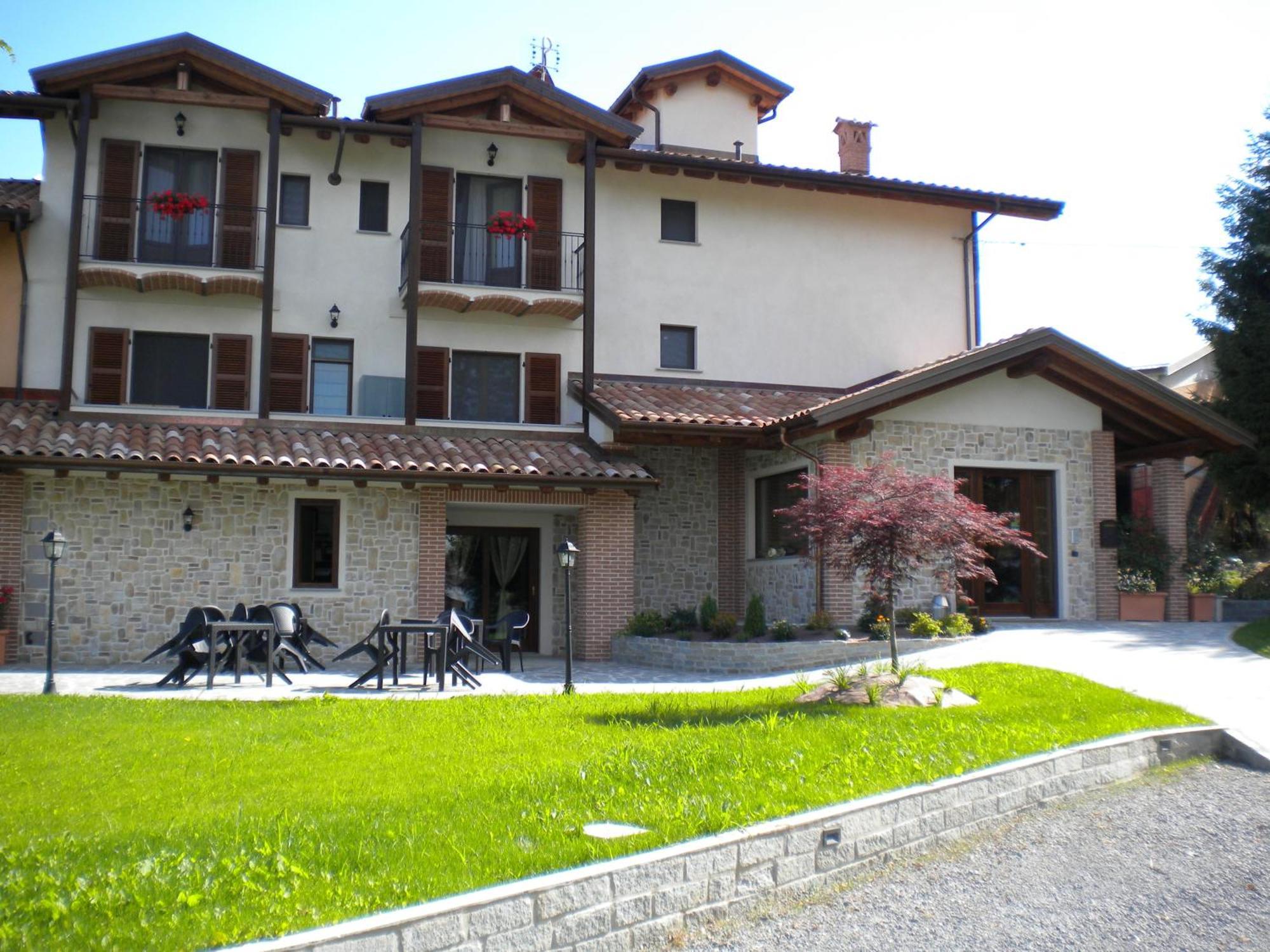 Agriturismo La Dimora Del Contadino Mondovì Dış mekan fotoğraf