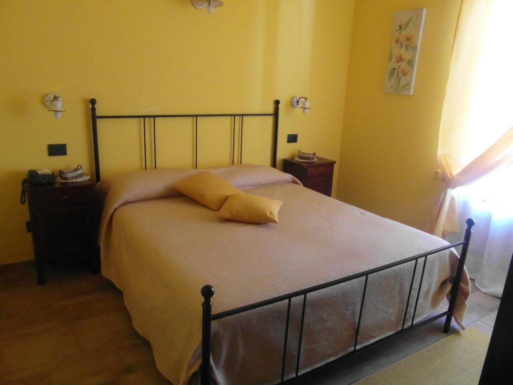 Agriturismo La Dimora Del Contadino Mondovì Oda fotoğraf